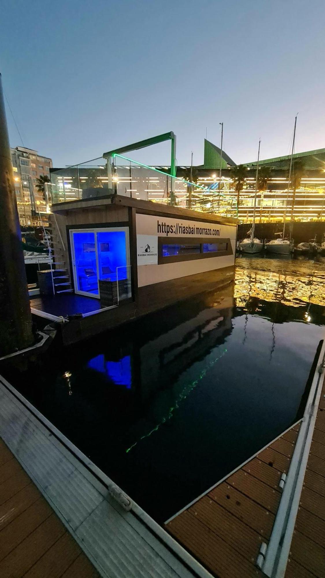 Barco-Apartamento En El Nautico De ヴィーゴ エクステリア 写真