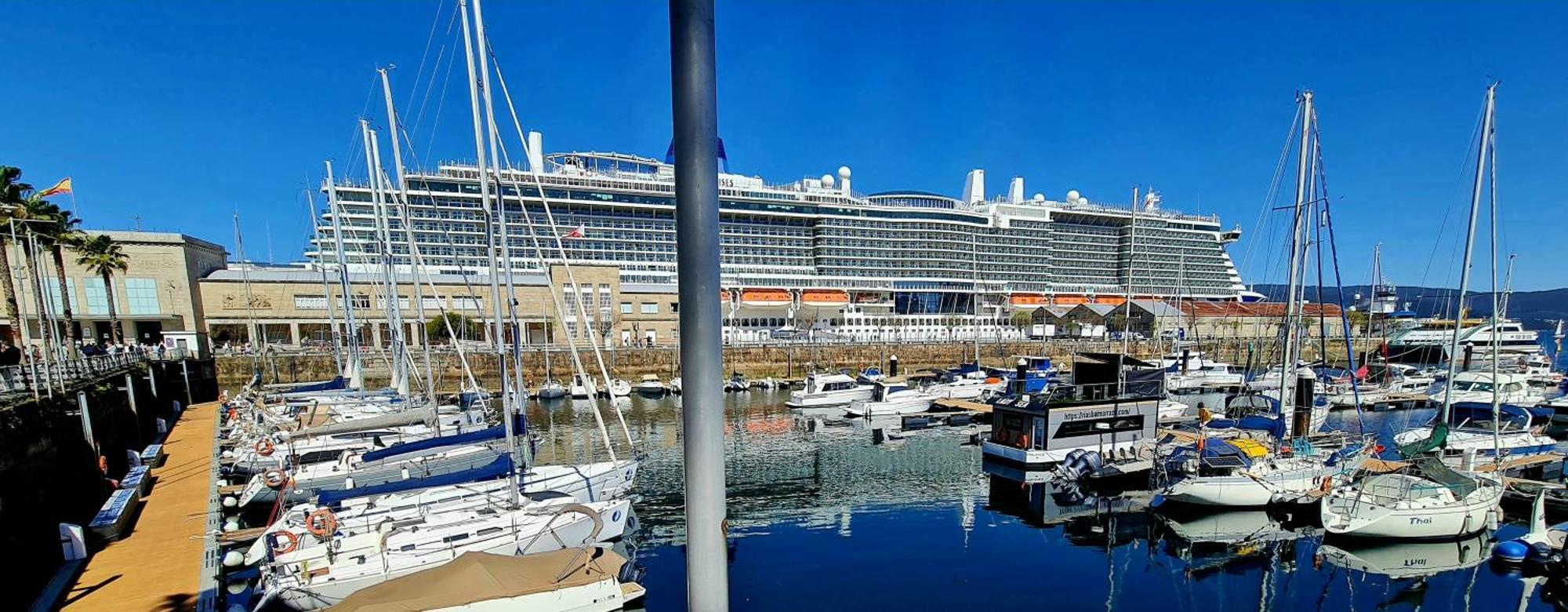 Barco-Apartamento En El Nautico De ヴィーゴ エクステリア 写真